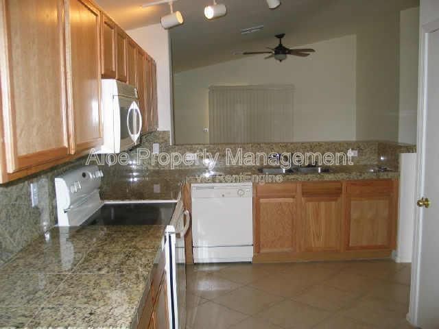 45599 Dirk Street, Maricopa property image