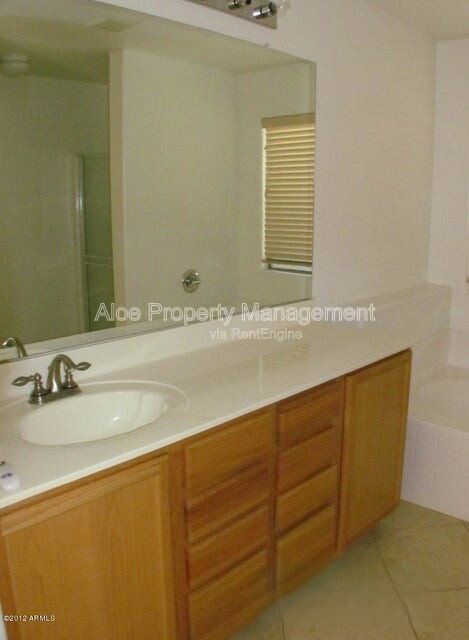 45599 Dirk Street, Maricopa property image