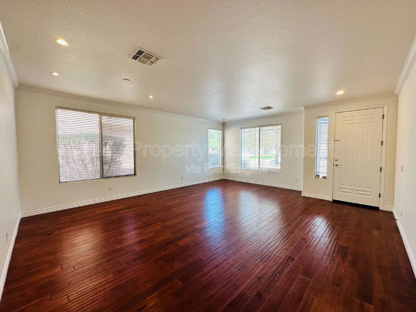 1803 West Frye Road in Phoenix - Foothills Club West property image