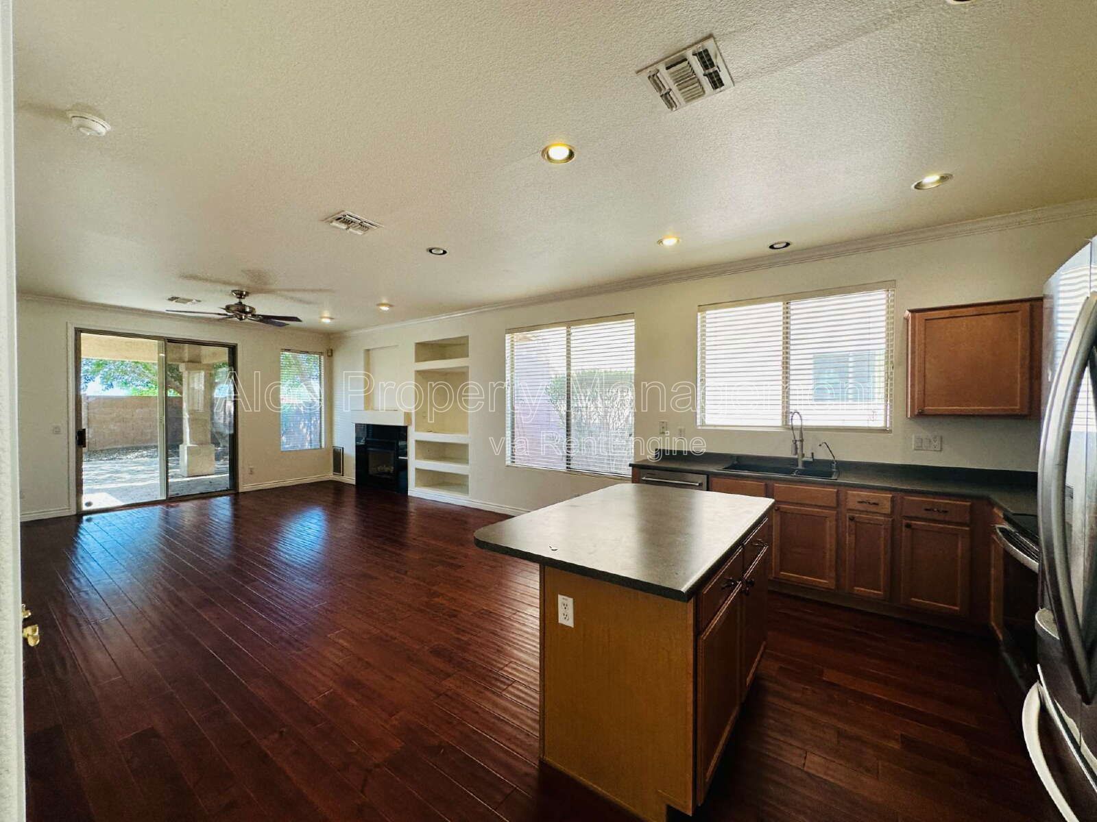 1803 West Frye Road in Phoenix - Foothills Club West property image