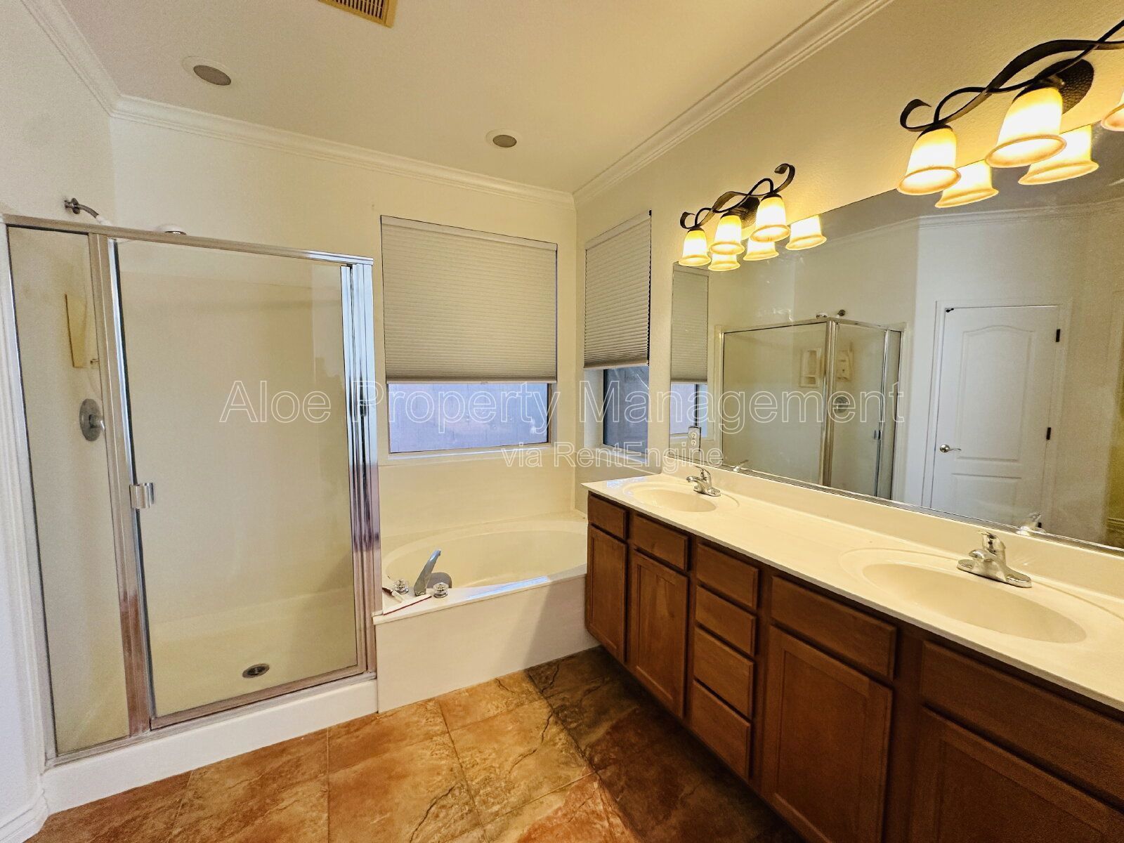 1803 West Frye Road in Phoenix - Foothills Club West property image