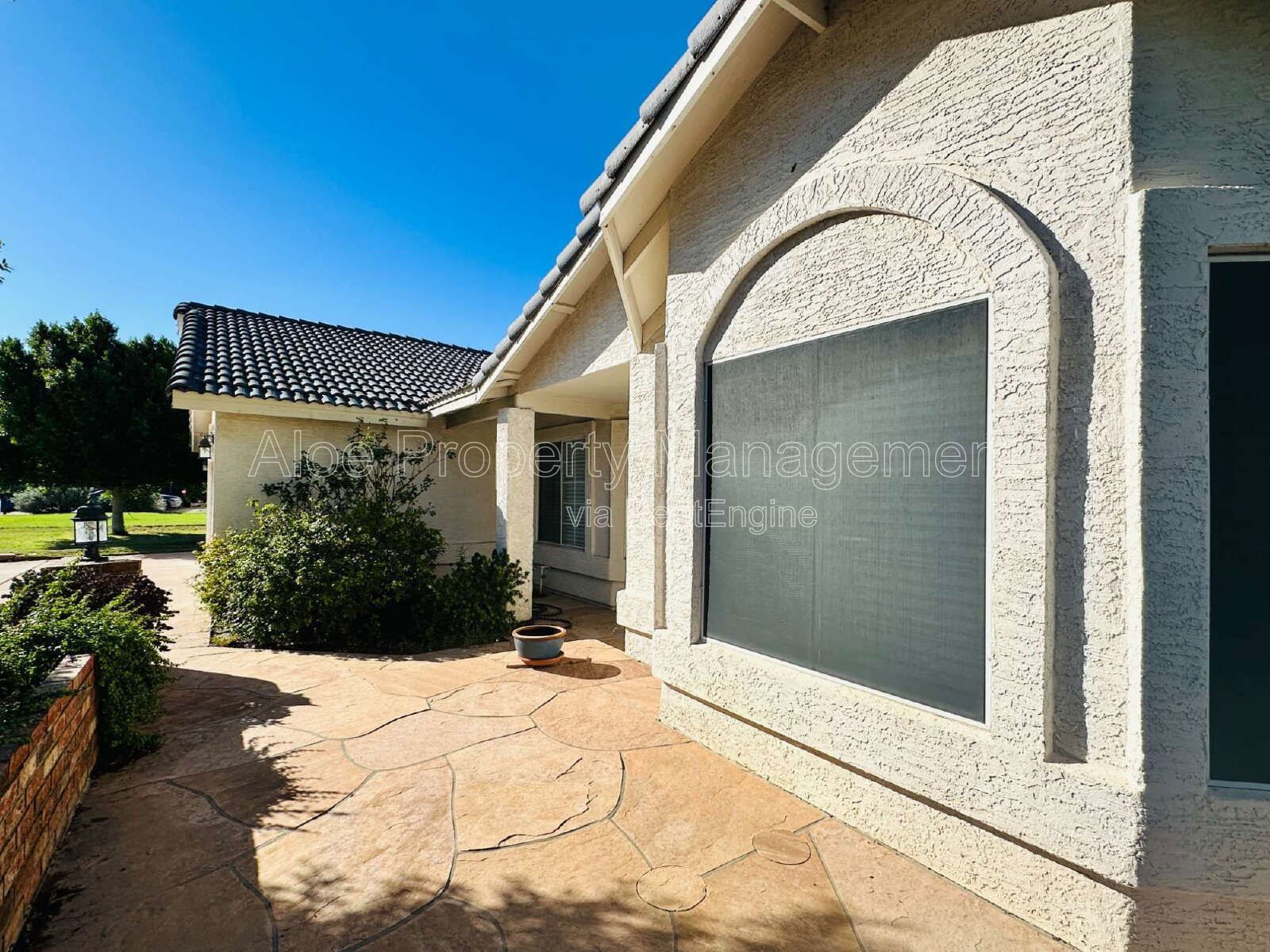 2110 East Enrose Circle in Mesa property image