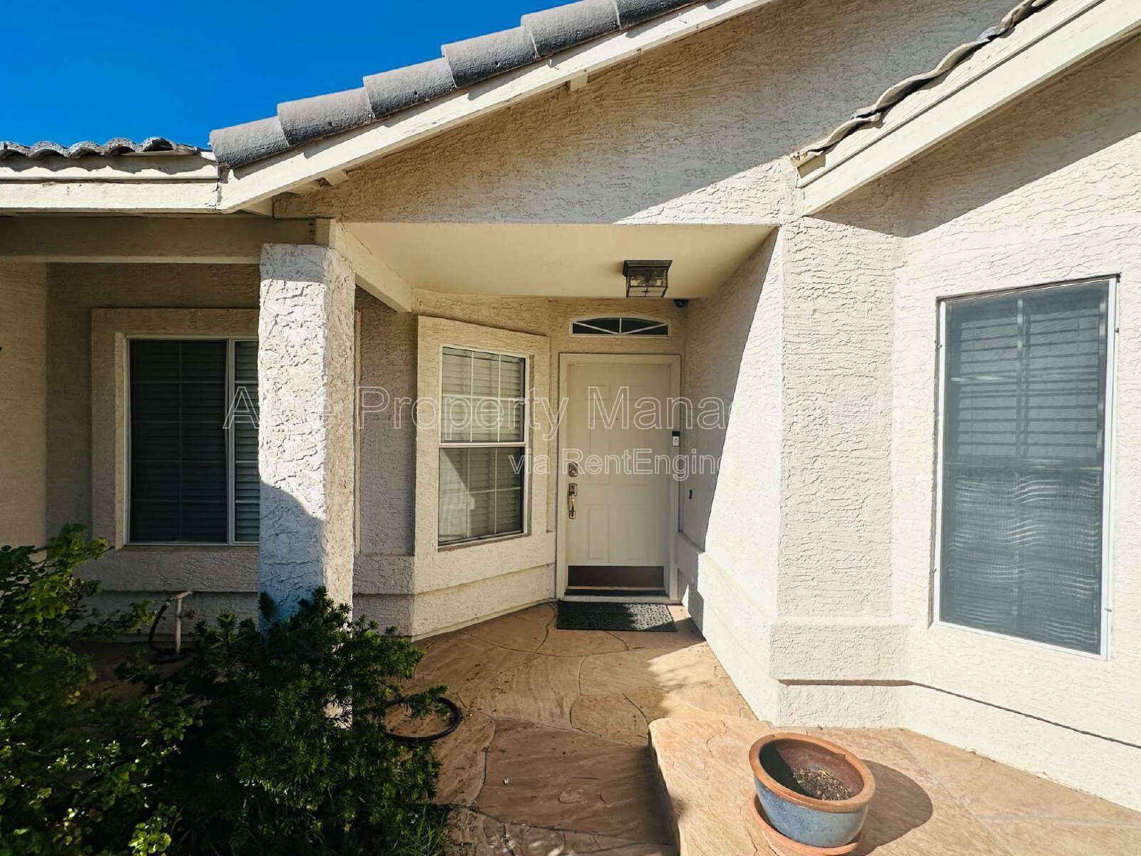 2110 East Enrose Circle in Mesa property image