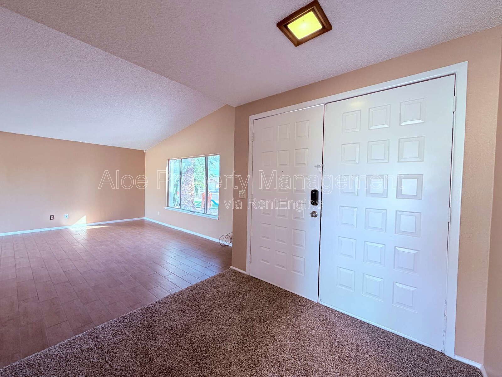 4612 W Jupiter Way in Chandler property image