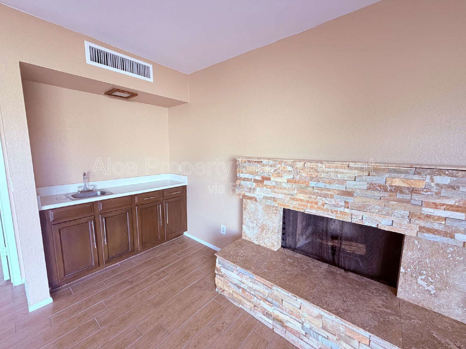 4612 W Jupiter Way in Chandler property image