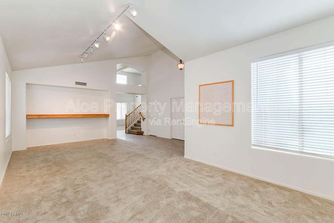 6321 S Four Peaks Pl in Chandler, AZ - Community Pool property image