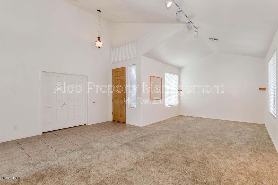 6321 S Four Peaks Pl in Chandler, AZ - Community Pool property image