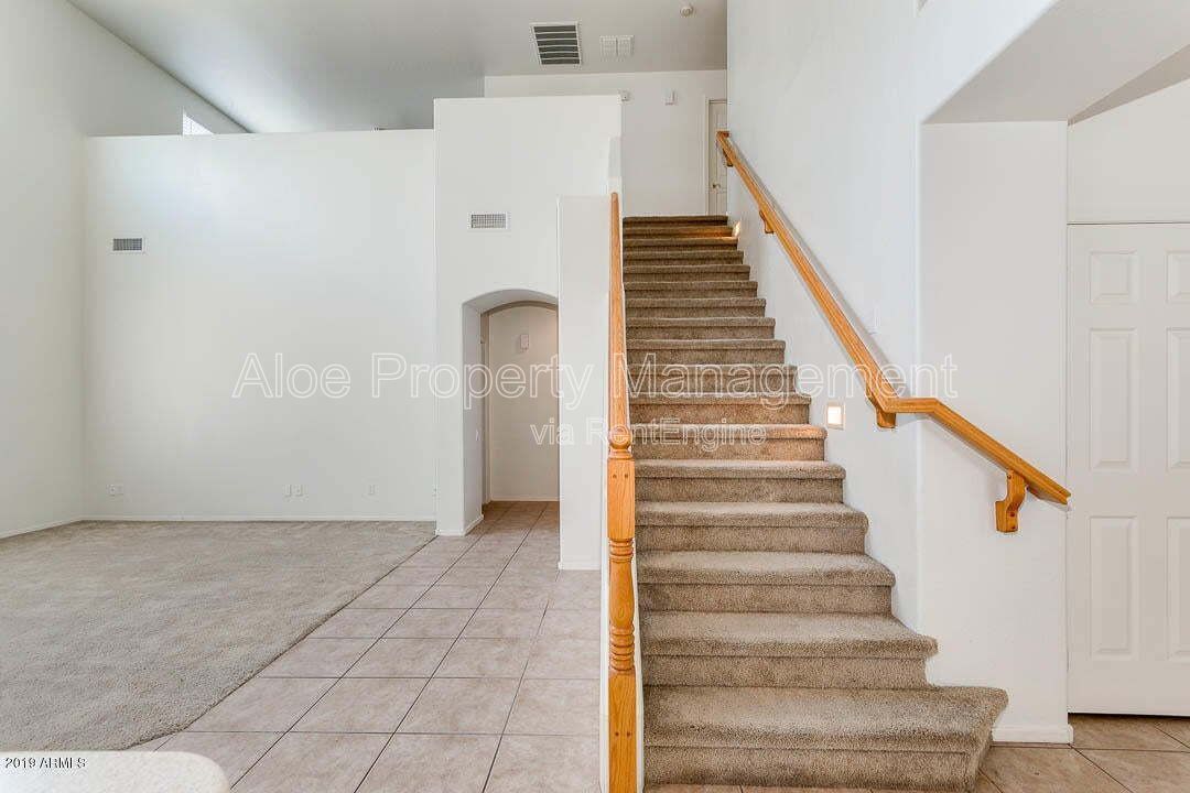 6321 S Four Peaks Pl in Chandler, AZ - Community Pool property image