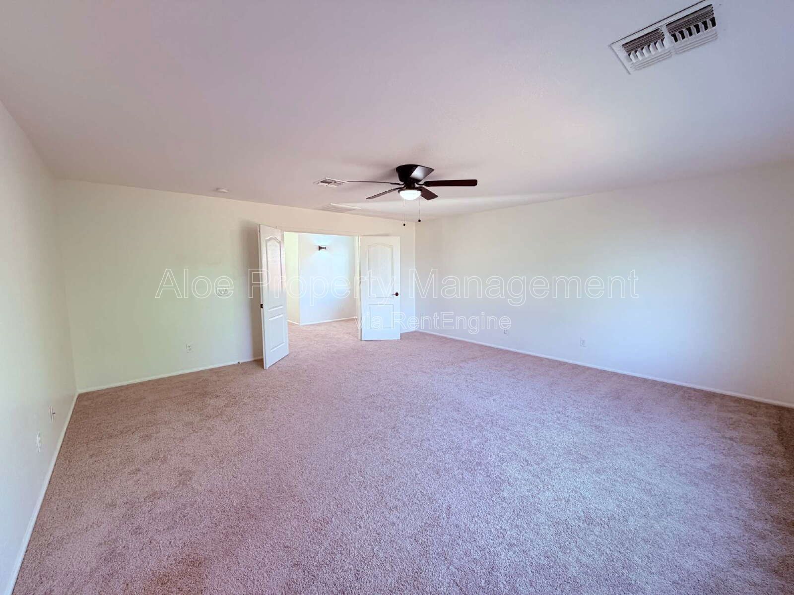 37911 North Luke Lane in Queen Creek, AZ
1/2 off FIRST months rent!! property image