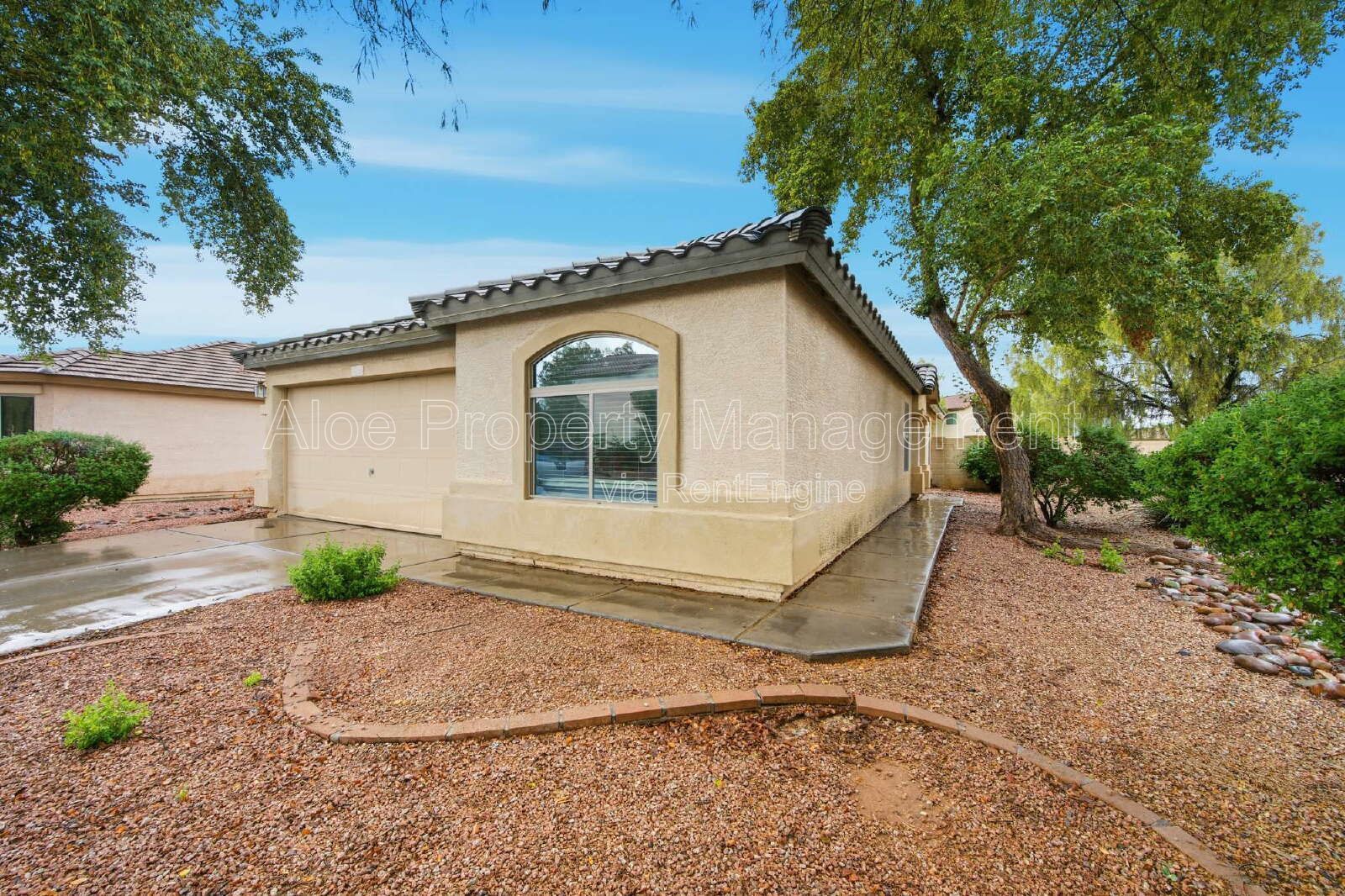 4128 E Copper Rd in San Tan Valley 1/2 off first months rent! property image