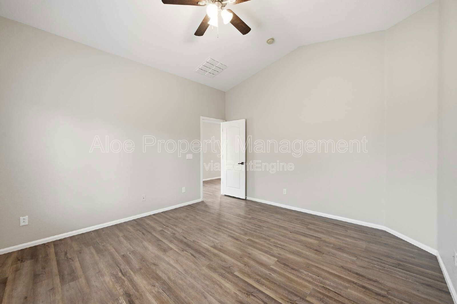 4128 E Copper Rd in San Tan Valley 1/2 off first months rent! property image