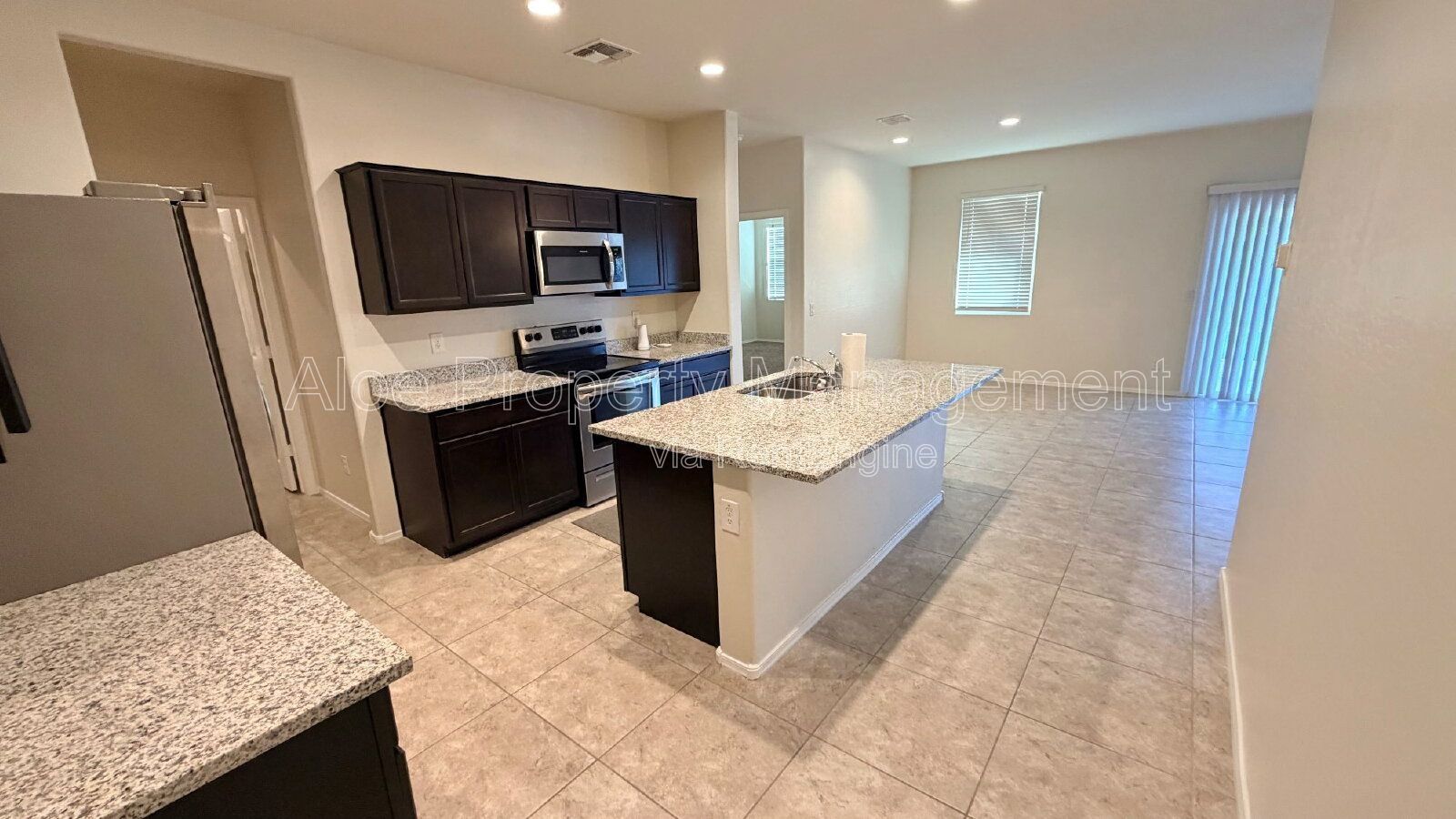 36439 Pampoloma Ave, Maricopa AZ 1/2 off first months rent!! property image