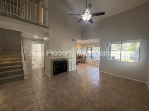 410 S Seawynds Dr in Gilbert - The Islands - Community Pool property image