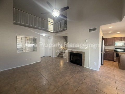 410 S Seawynds Dr in Gilbert - The Islands - Community Pool property image