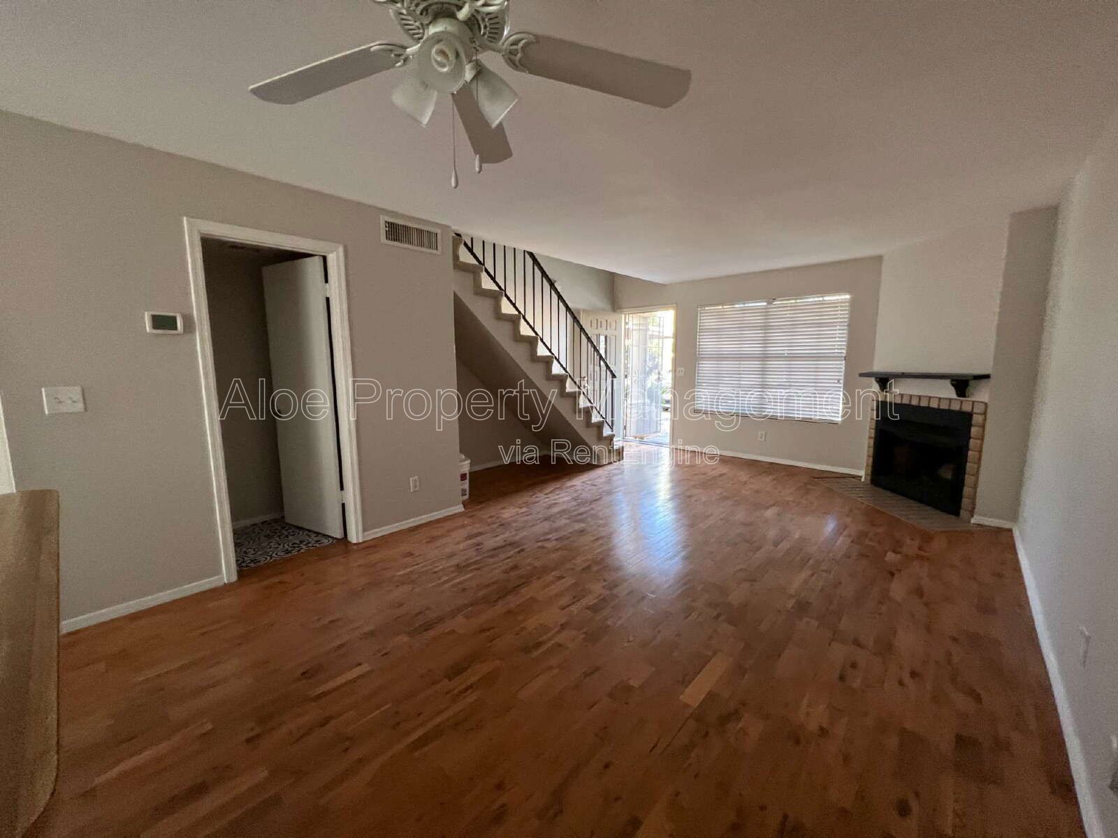 5704 E Aire Libre Ave UNIT 1081 in Scottsdale, AZ property image