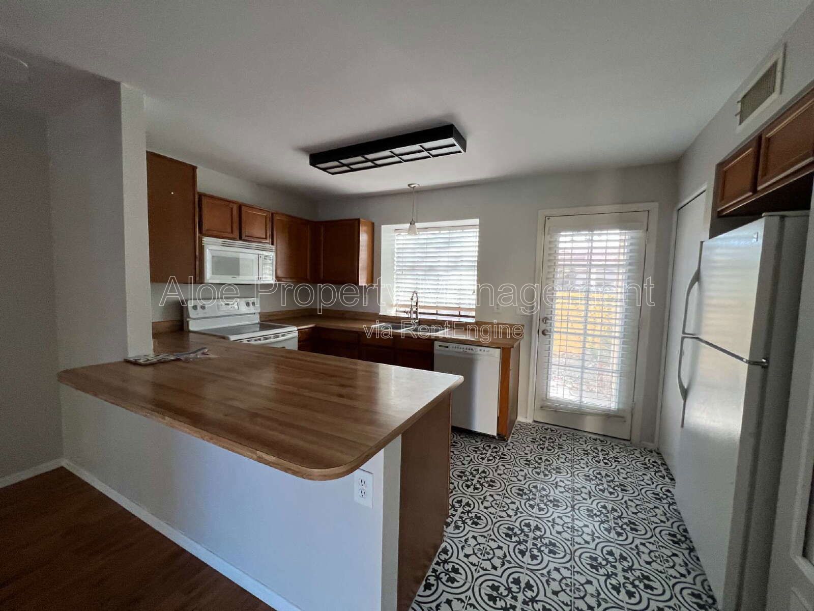 5704 E Aire Libre Ave UNIT 1081 in Scottsdale, AZ property image