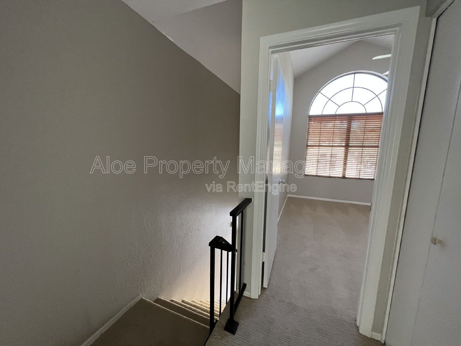 5704 E Aire Libre Ave UNIT 1081 in Scottsdale, AZ property image