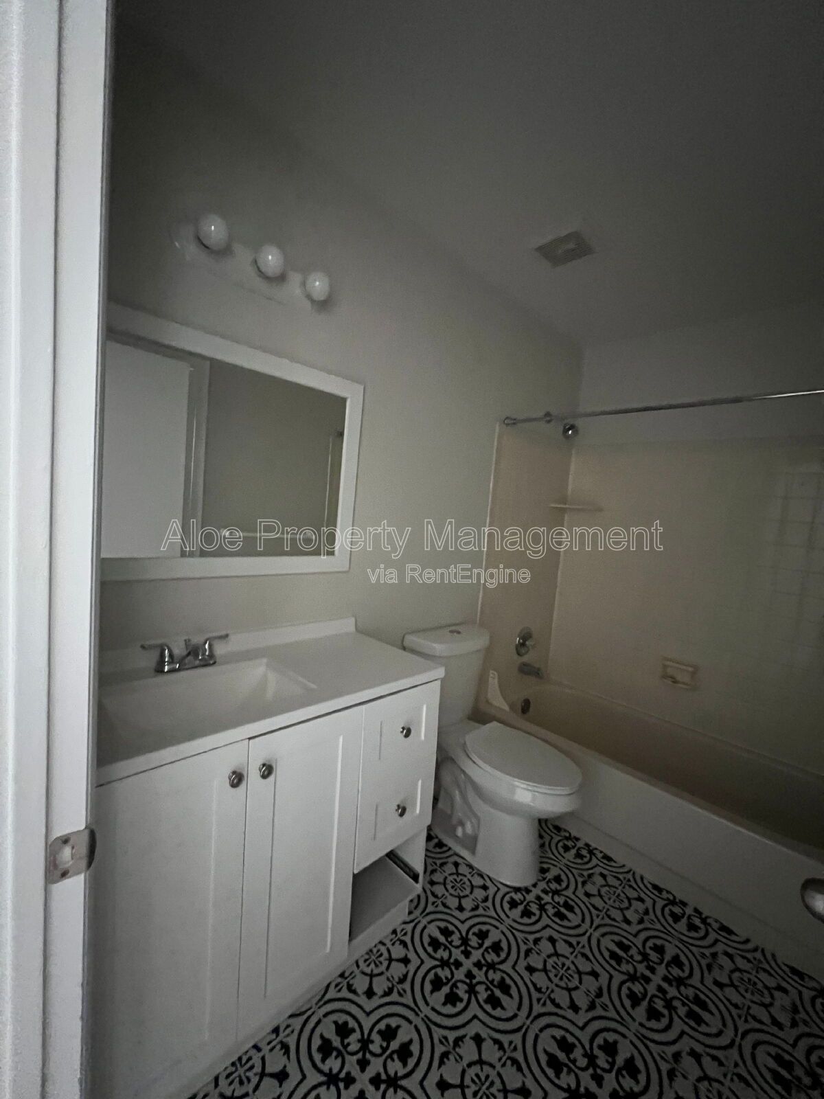 5704 E Aire Libre Ave UNIT 1081 in Scottsdale, AZ property image