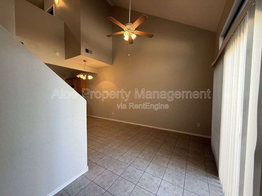 2027 E University Dr, Unit 102 in Tempe, AZ property image