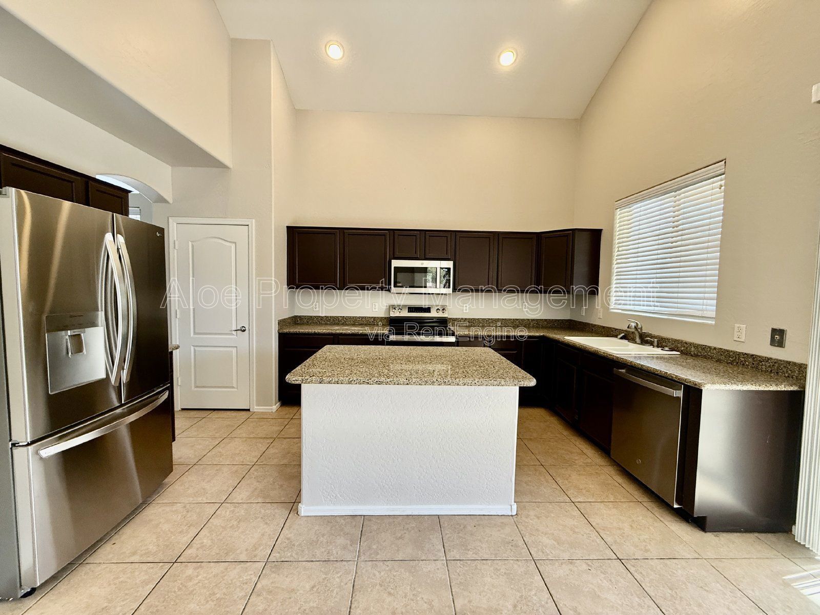 3361 E Pinot Noir Avenue Gilbert - Seville Community property image